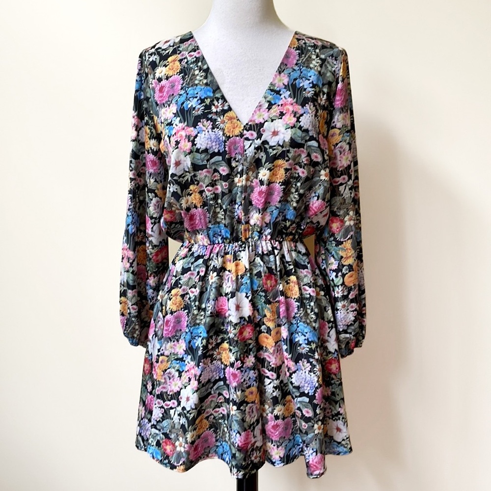 Ouropean Ztation Floral Mini Dress NWT